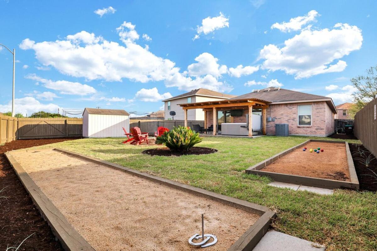 Villa 7 Mi Lackland Bmt Hottub Seaworld Bocce Big Chess *